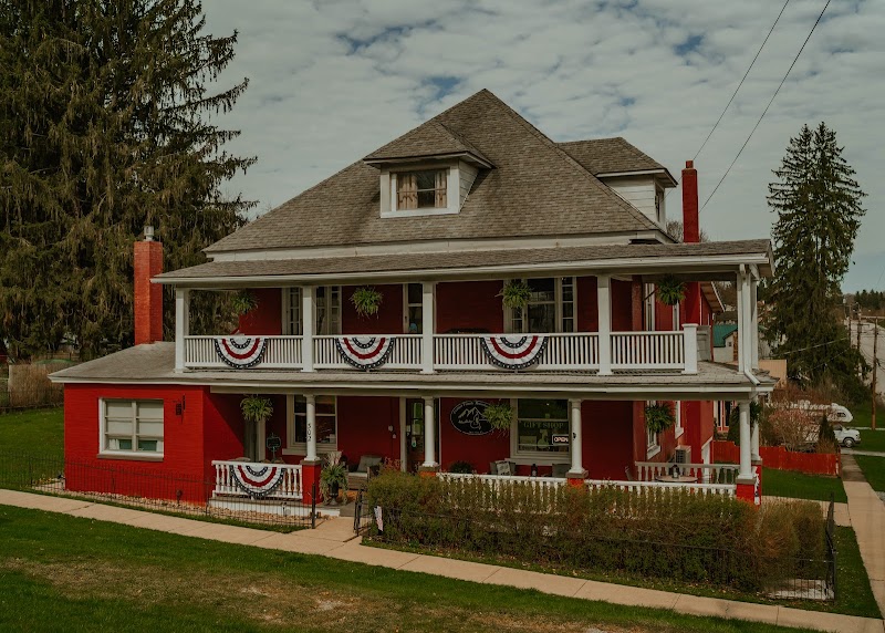 Cramer Family Mountain Inn (and gift shop)