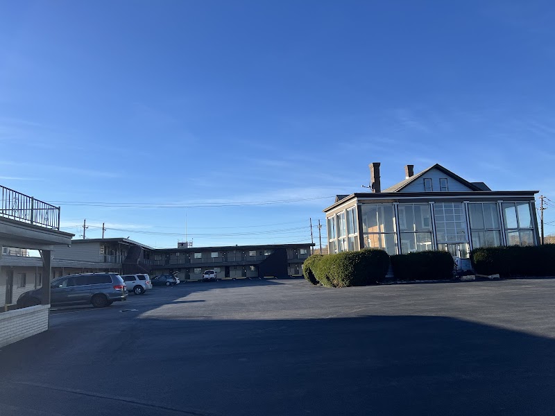DuBois Manor Motel