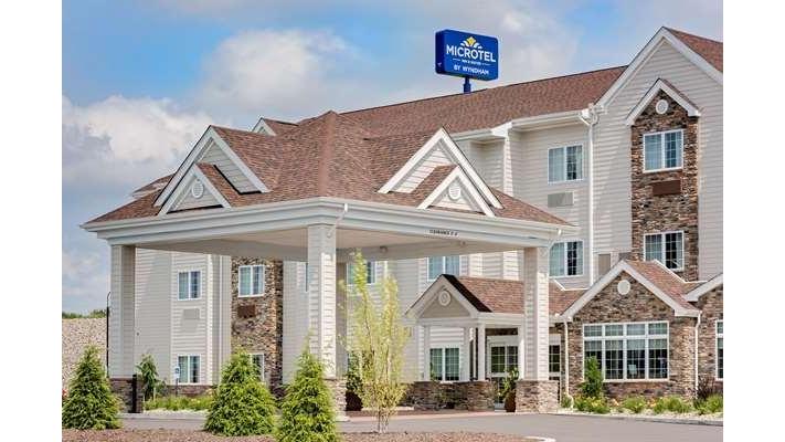 Microtel Inn & Suites by Wyndham Clarion