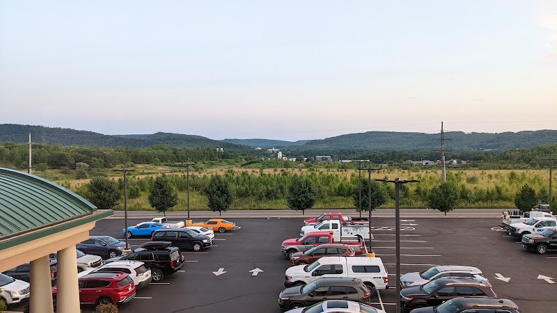 Holiday Inn Express & Suites Clearfield, an IHG Hotel